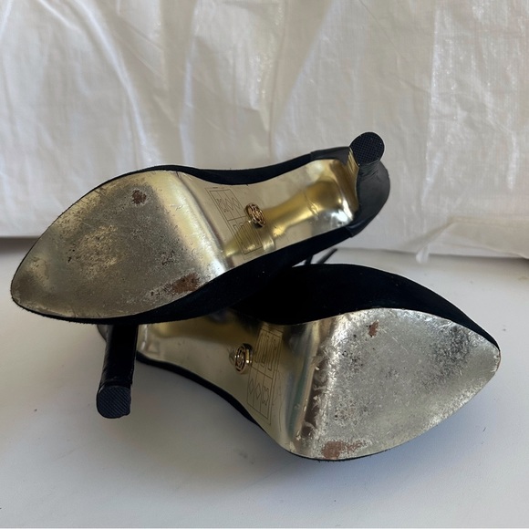 BEBE LEATHER BOOTIE WITH LEATHER ANKLE STRAP GOLD ZIPPER BACK PLATFORM HEEL 8 - Picture 7 of 8